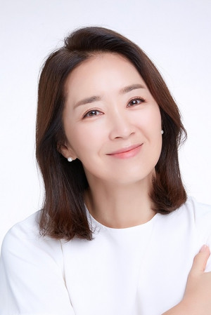Yun Yoo-sun in In the Name of the Son