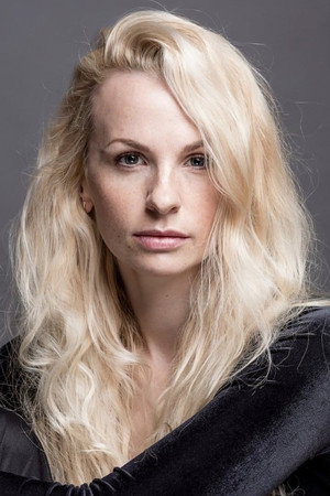 Elina Pähklimägi in Farts of Fury