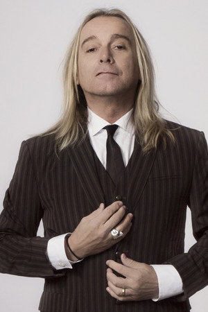 Robin Zander in Cheap Trick: Guitar Center Sessions