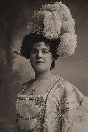 Lily Morris in Elstree Calling