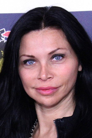Sofia Shinas in Hostile Intent