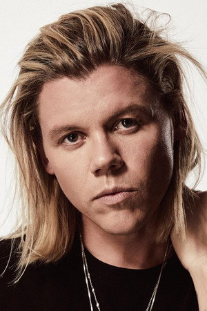 Conrad Sewell in Christmas With Delta 2022