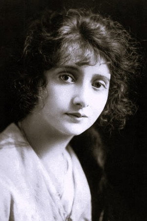 Gloria Hope in Too Much Johnson
