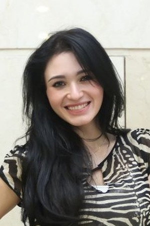Maeeva Amin in Perempuan² Liar