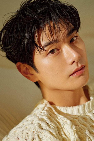 Lee Yi-kyung in 6 45