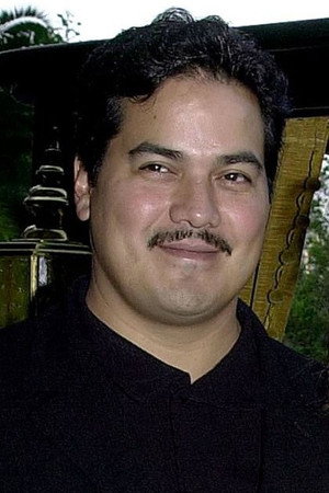 Robert Lujan in Vampire s Kiss
