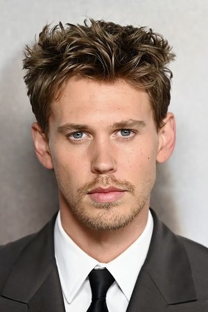 Austin Butler in Aliens in the Attic