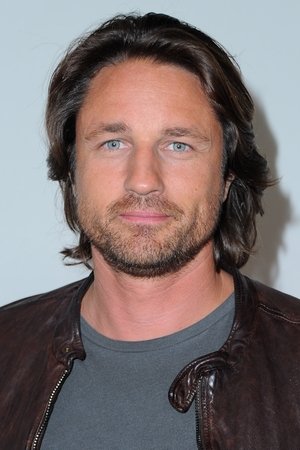 Martin Henderson in Torque