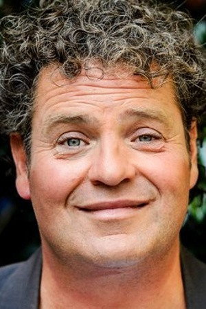 Dirk Zeelenberg in Simon