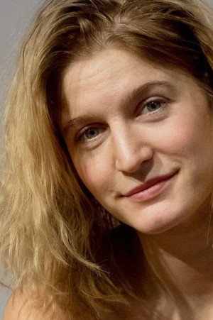 Eszter Földes in The Winner