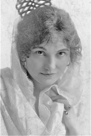 Lucille Young in The Topsy Turvy Twins