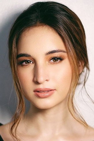 Coleen Garcia in Exes Baggage