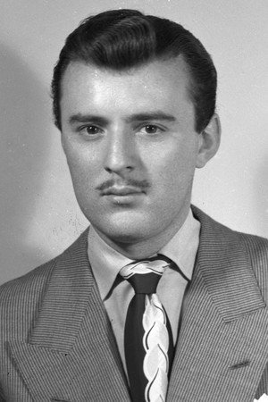 Manolo Fábregas in Wait for me in Siberia, Darling!