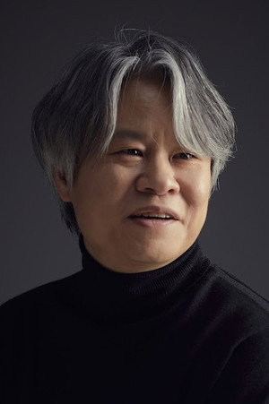 Yoon Sang-hwa in The Running Actress