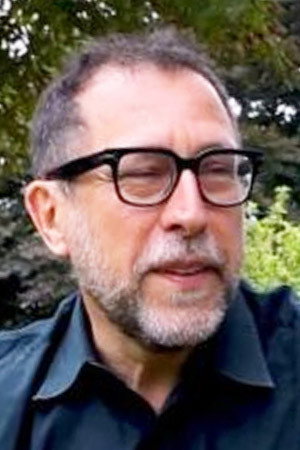 Steve Nieve in Elvis Costello & The Imposters: The Return Of The Spectacular Spinning Songbook
