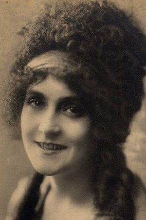 Fabienne Fabrèges in Fantômas