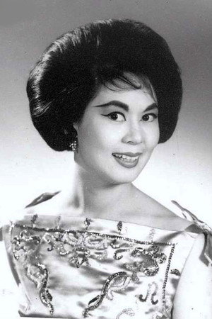Linda Lin Dai in The Fisherman's Daughter