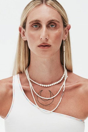 Alex de la Croix in Love & Revolution