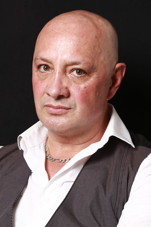 Flavio Peniche in Jugando con la muerte