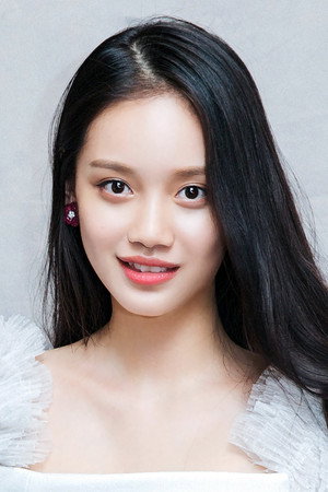 Sun Yihan in The Perilous Internet Ring