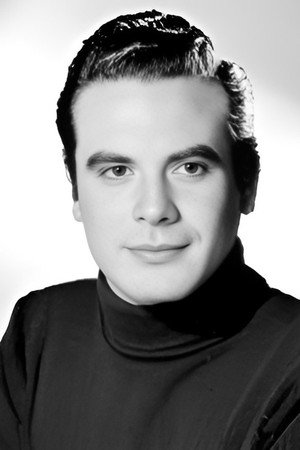 Fernando Casanova in Camelia