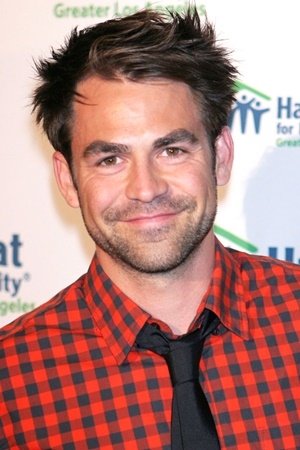 Kyle Howard in Val