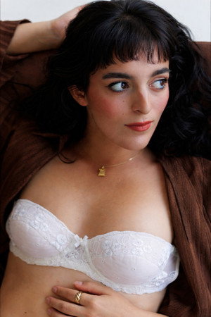 Noelia Zamorano in El Lobo y La Gacela