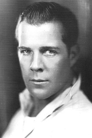 Reed Howes in Law of the Saddle