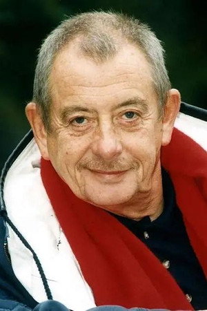 Derek Fowlds in The Solarnauts