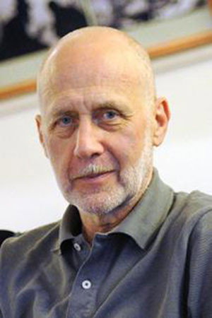 Jiří Ornest in Where the Early Bird Catches the Worm