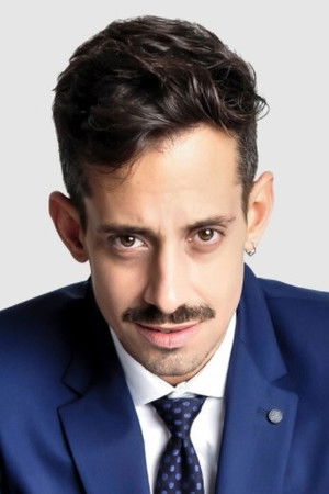 Agustín Aristarán in Super Crazy