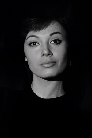 Nuria Torray in Apache Fury