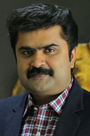 Anoop Menon in Angry Babies in Love
