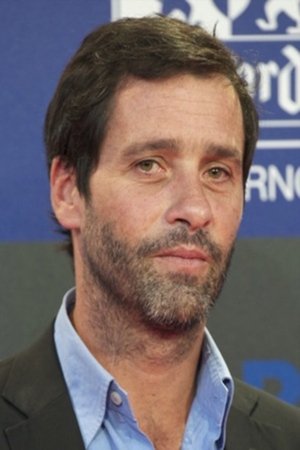 Juan Pablo Shuk in Esmeraldero