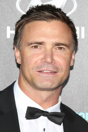 Jeremy Lindsay Taylor in Force of Nature: The Dry 2