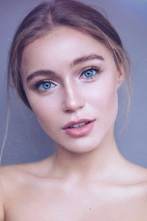 Arina Postnikova in Save Pushkin