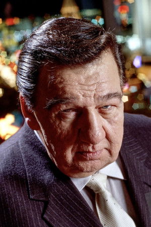 Joe Viterelli in Mickey Blue Eyes