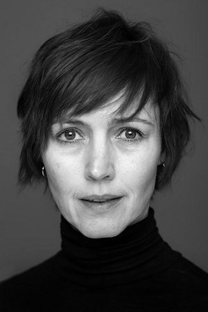 Petronella Barker in Varg Veum - The Writing on the Wall