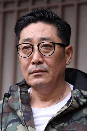 Gary Mak Wing-Lun in Love in Disguise