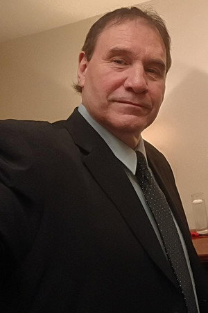 John W. Iwanonkiw in FLATWOODS