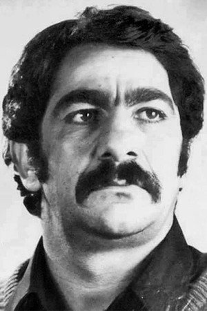 Jalal Pishvaian in Dash Akol