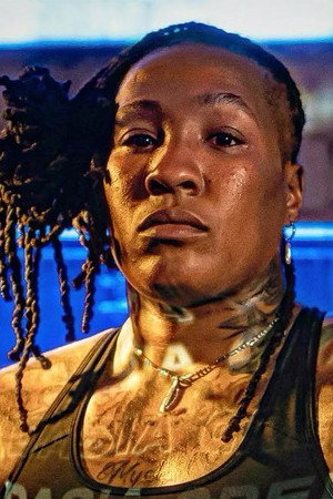 Shadasia Green in Jake Paul vs. Andre August