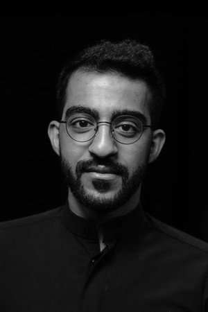 Mohammed Abbas in Takes on People Smoking