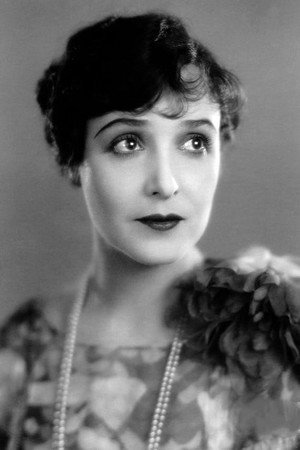 Florence Vidor in Grounds for Divorce