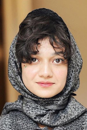 Sadaf Asgari in Exam