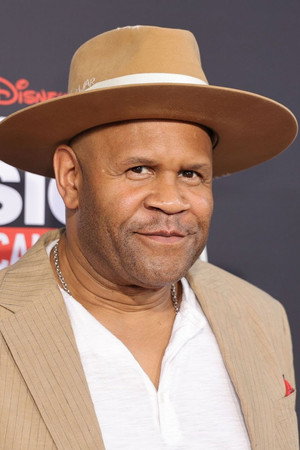 Rondell Sheridan in Rites of Passage