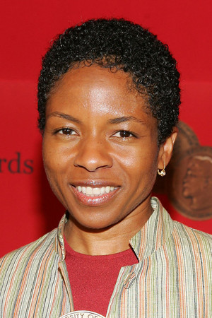 LisaGay Hamilton in True Crime