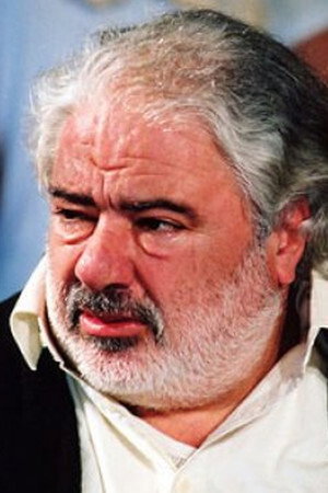 Cândido Ferreira in Until Tomorrow, Comrades
