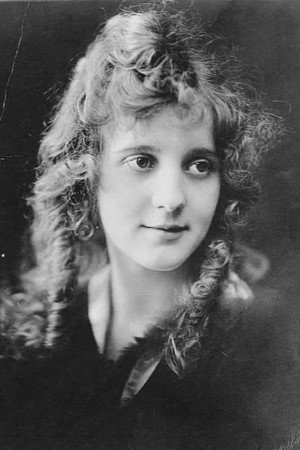 Louise Huff in Disraeli
