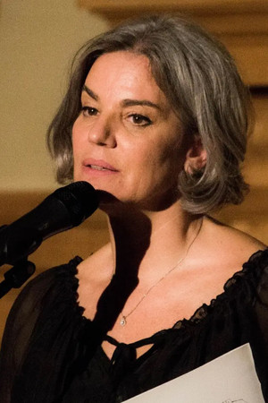 Maia Morgenstern in The Oak